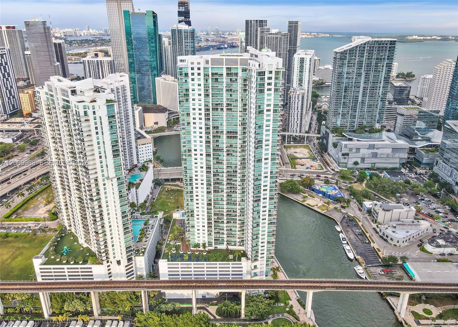 92 Southwest 3rd Street, Unit 5204 Miami, FL 33130 - Photo 33 of 49 Gallery Image 33
