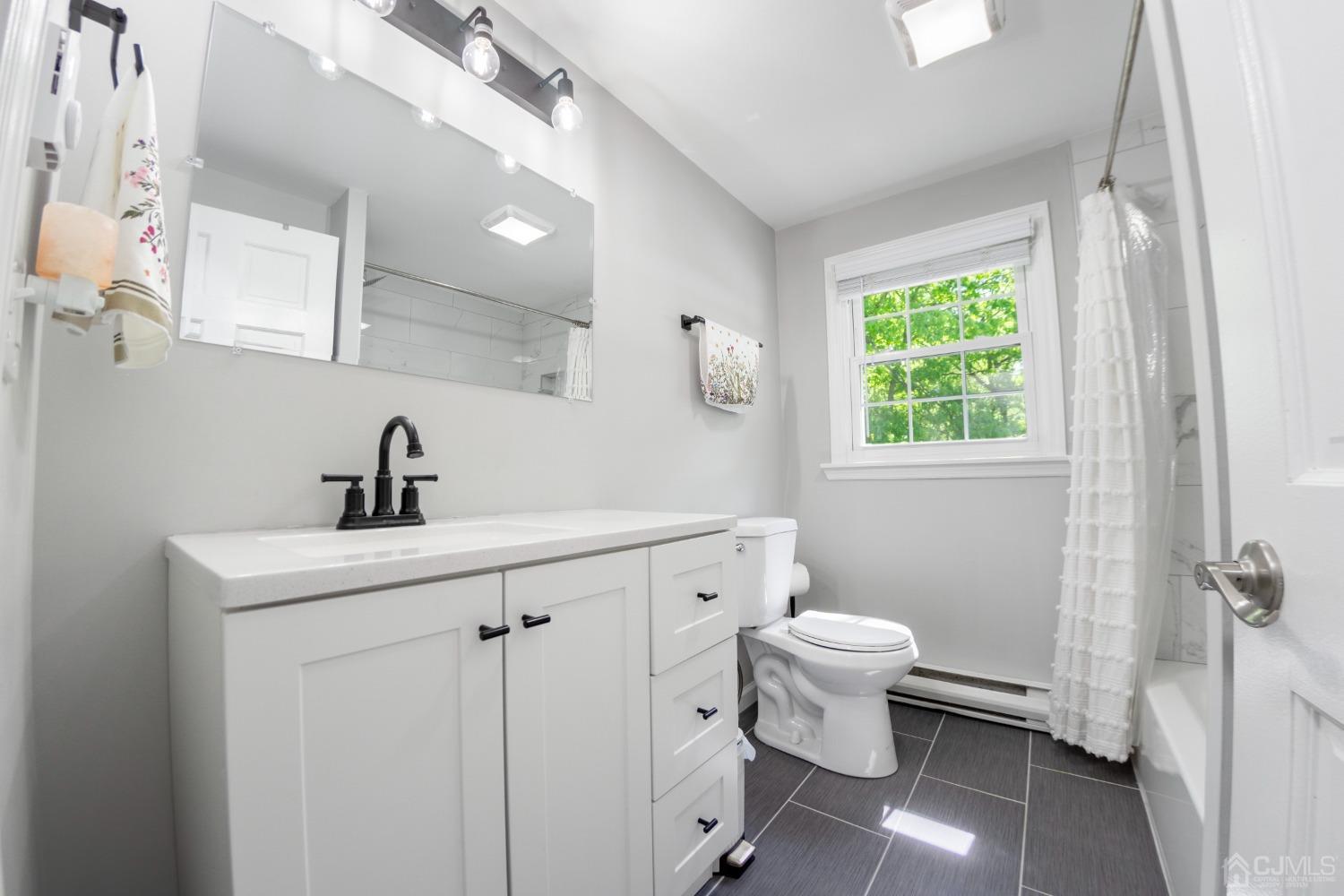 233 Old Forge Road Monroe Township, NJ 08831 - Photo 18 of 33 Gallery Image 18