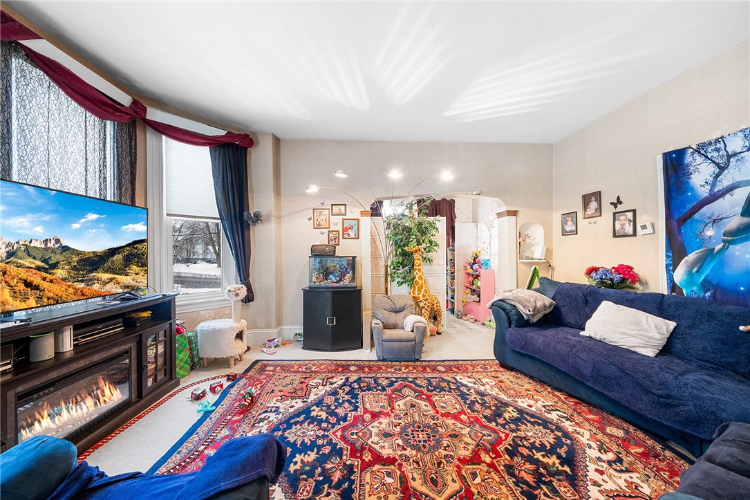 395 South Main Street Woonsocket, RI 02895 - Photo 4 of 46 Gallery Image 4