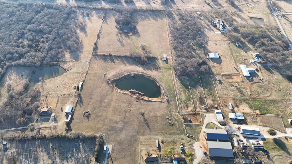 23 Massey Road Pilot Point, TX 76258 - Photo 20 of 39