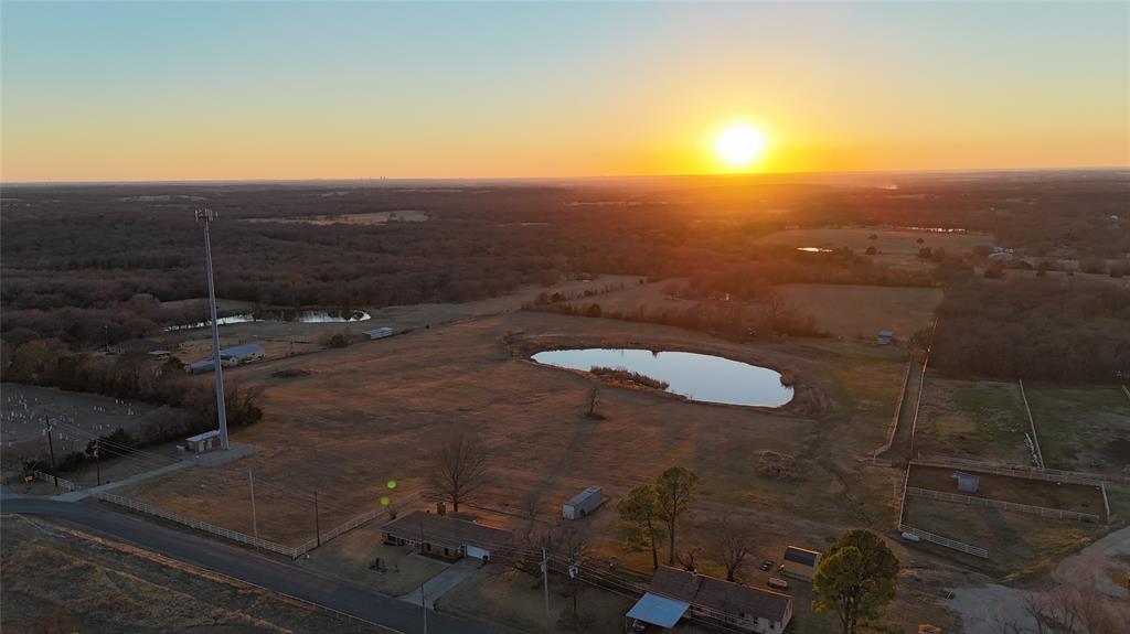 23 Massey Road Pilot Point, TX 76258 - Photo 4 of 39