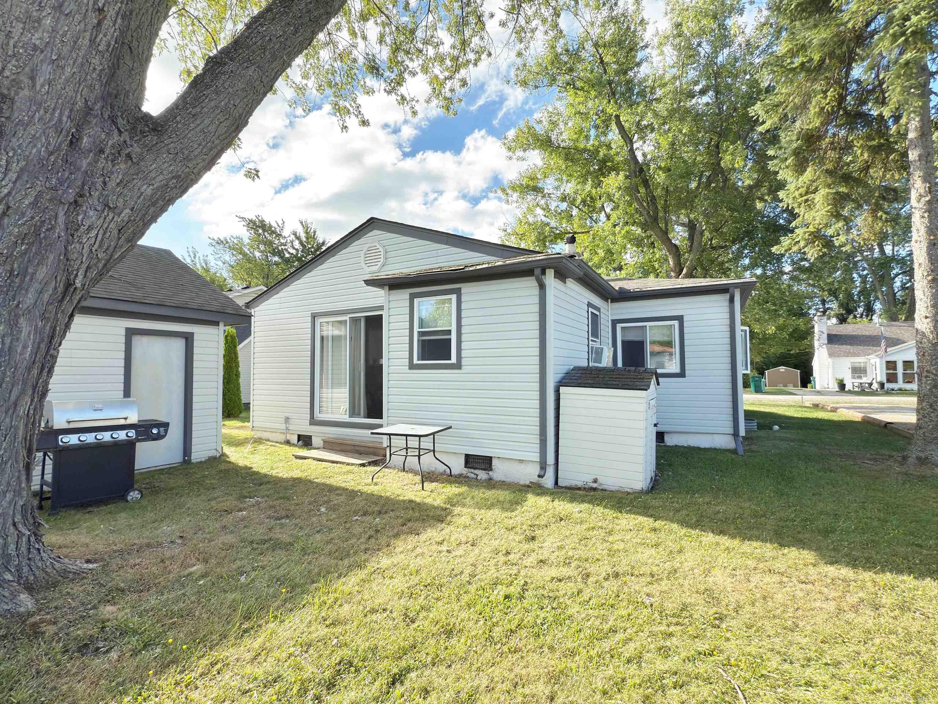7525 Elmwood Road Lexington, MI 48450 - Photo 20 of 22