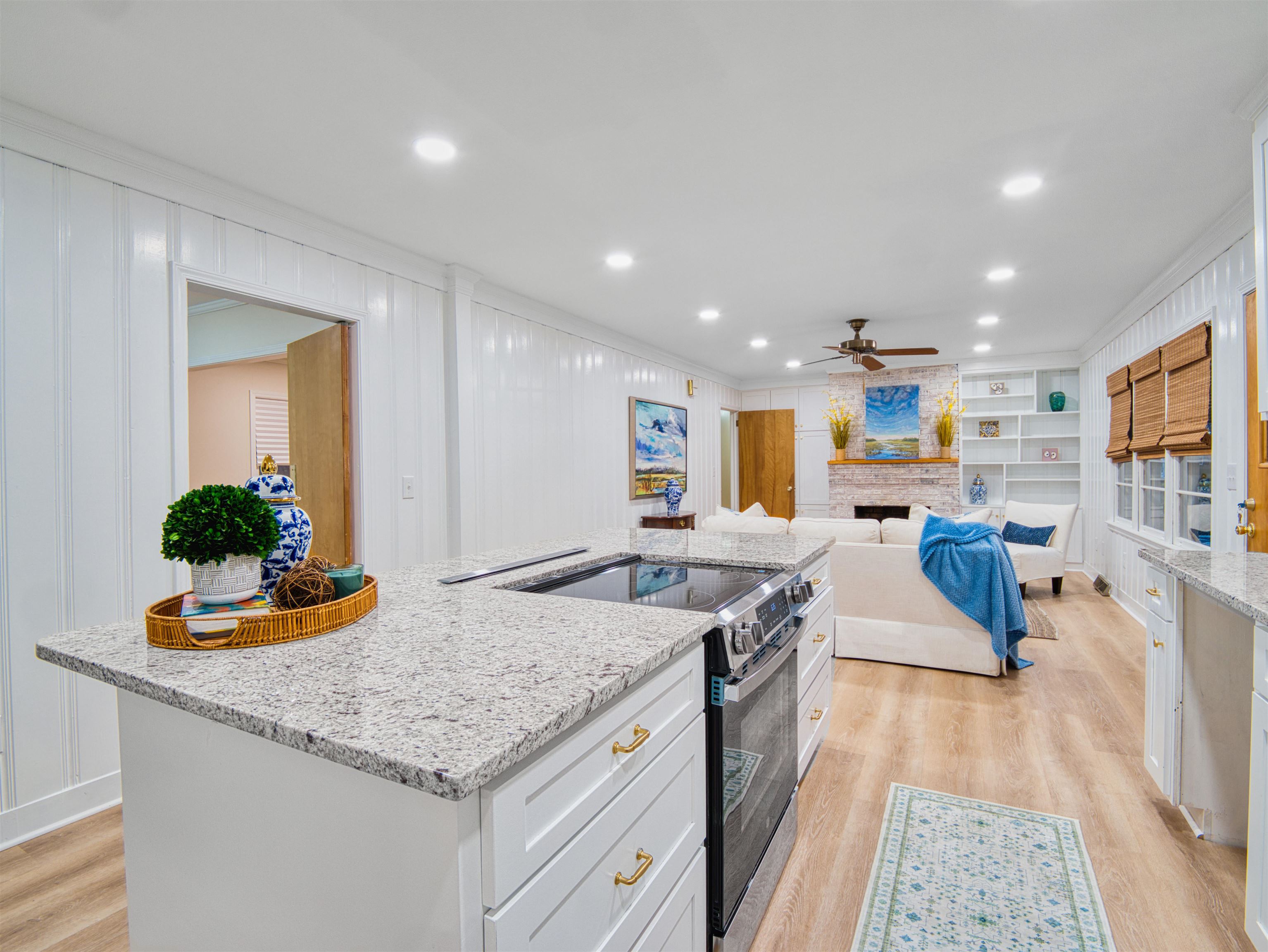 200 South Oliver Boulevard Hemingway, SC 29554 - Photo 5 of 51