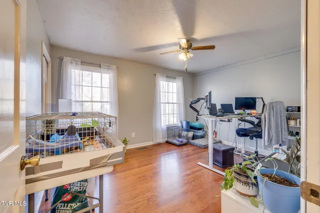 $339,000 | 516 Bramblewood Drive, Mount Carmel, TN 37645