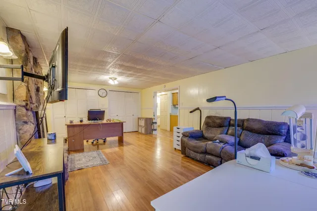 $339,000 | 516 Bramblewood Drive, Mount Carmel, TN 37645