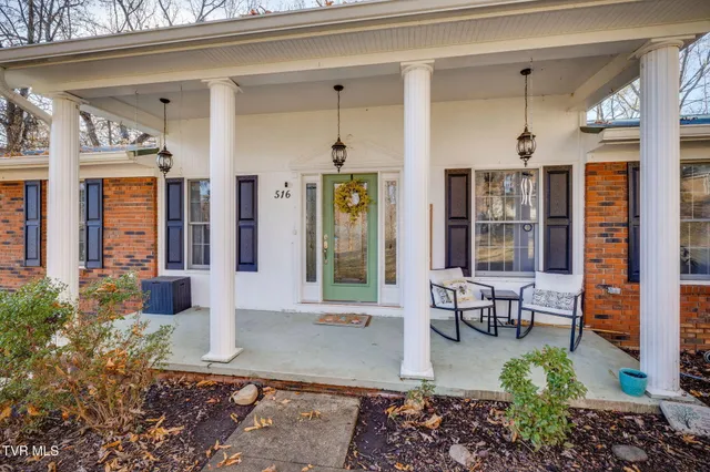 $339,000 | 516 Bramblewood Drive, Mount Carmel, TN 37645