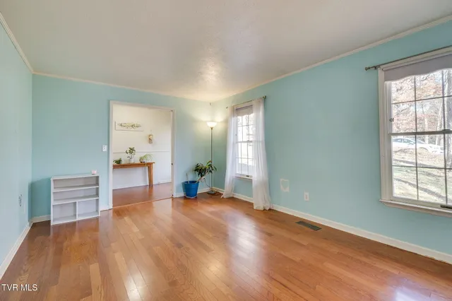 $339,000 | 516 Bramblewood Drive, Mount Carmel, TN 37645