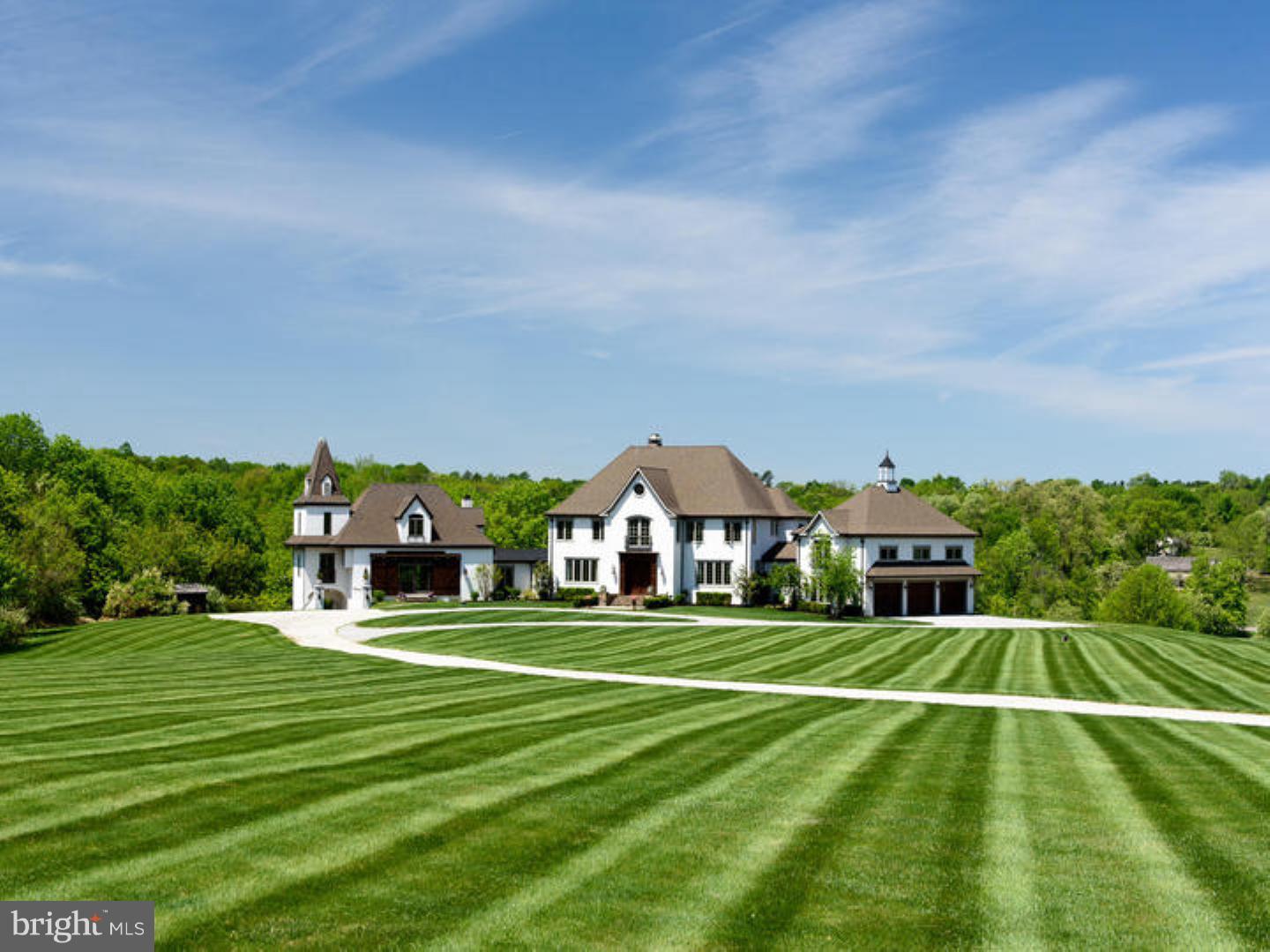 925 Drovers Lane Chester Springs, PA 19425 - Photo 25 of 25 Exterior Front