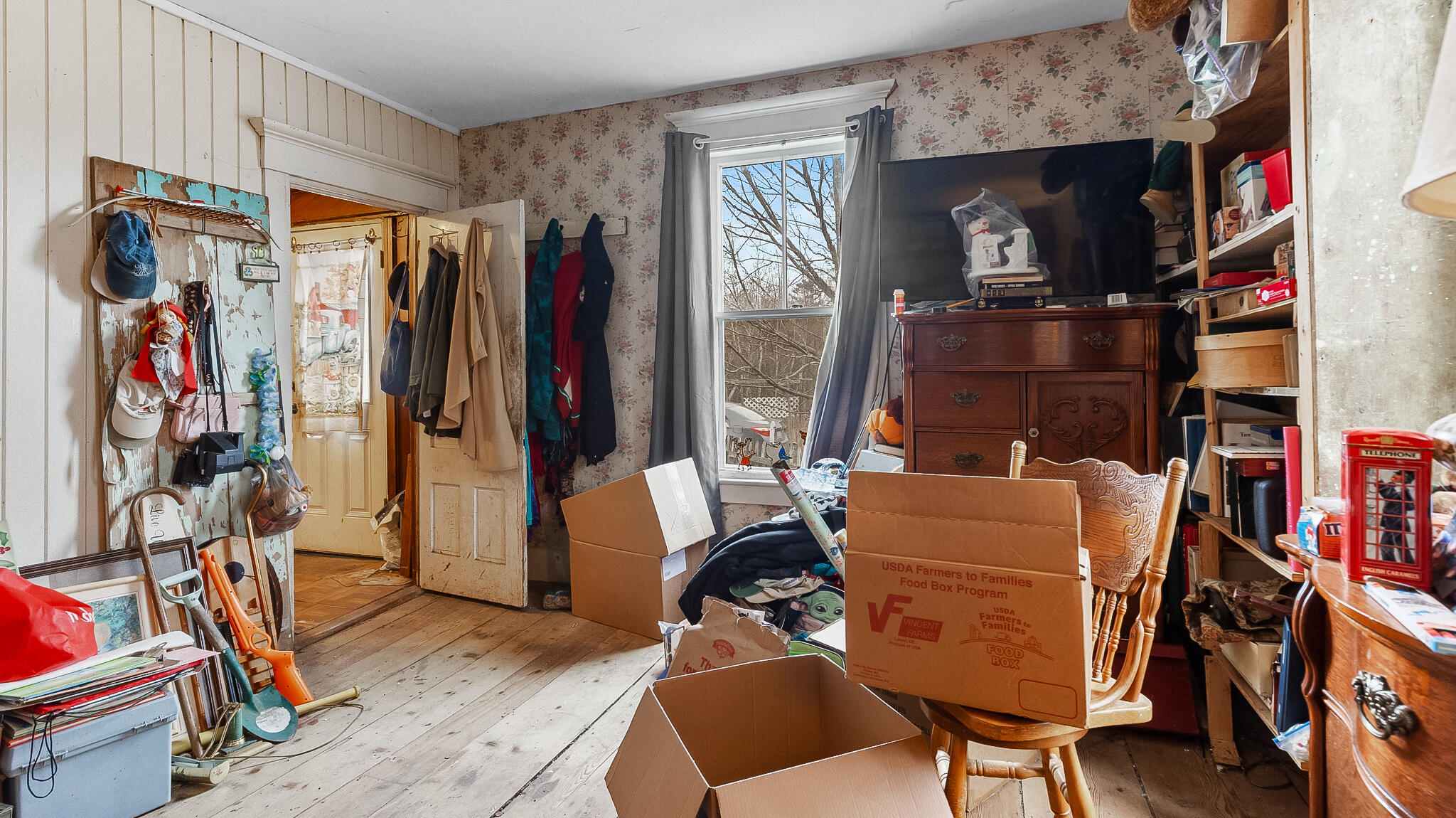 1156 Main Street Corinth, ME 04427 - Photo 16 of 52 Dinning Room