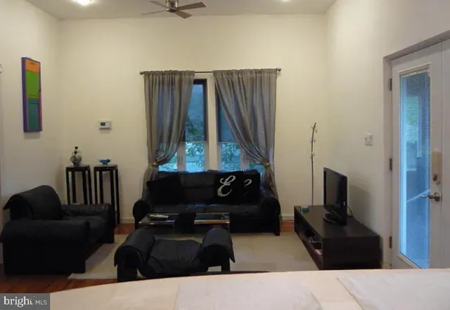 $2,280 | 14913 Wellwood Road, Silver Spring, MD 20905