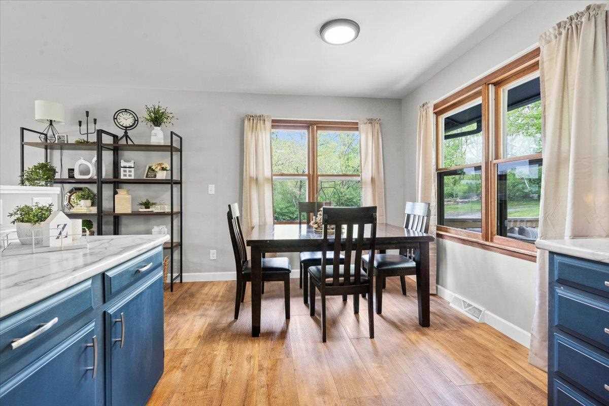 1438 Arrowhead Road Mount Vernon, IA 52314 - Photo 17 of 46 Gallery Image 17
