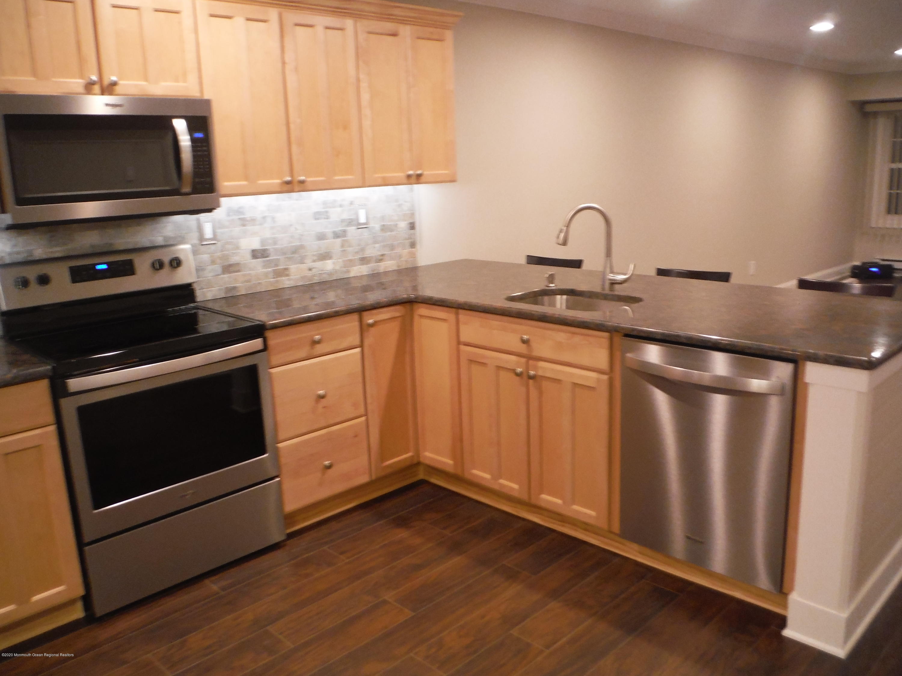 133 D Rigi Strasse Freehold, NJ 07728 - Photo 12 of 24 DSCF3526