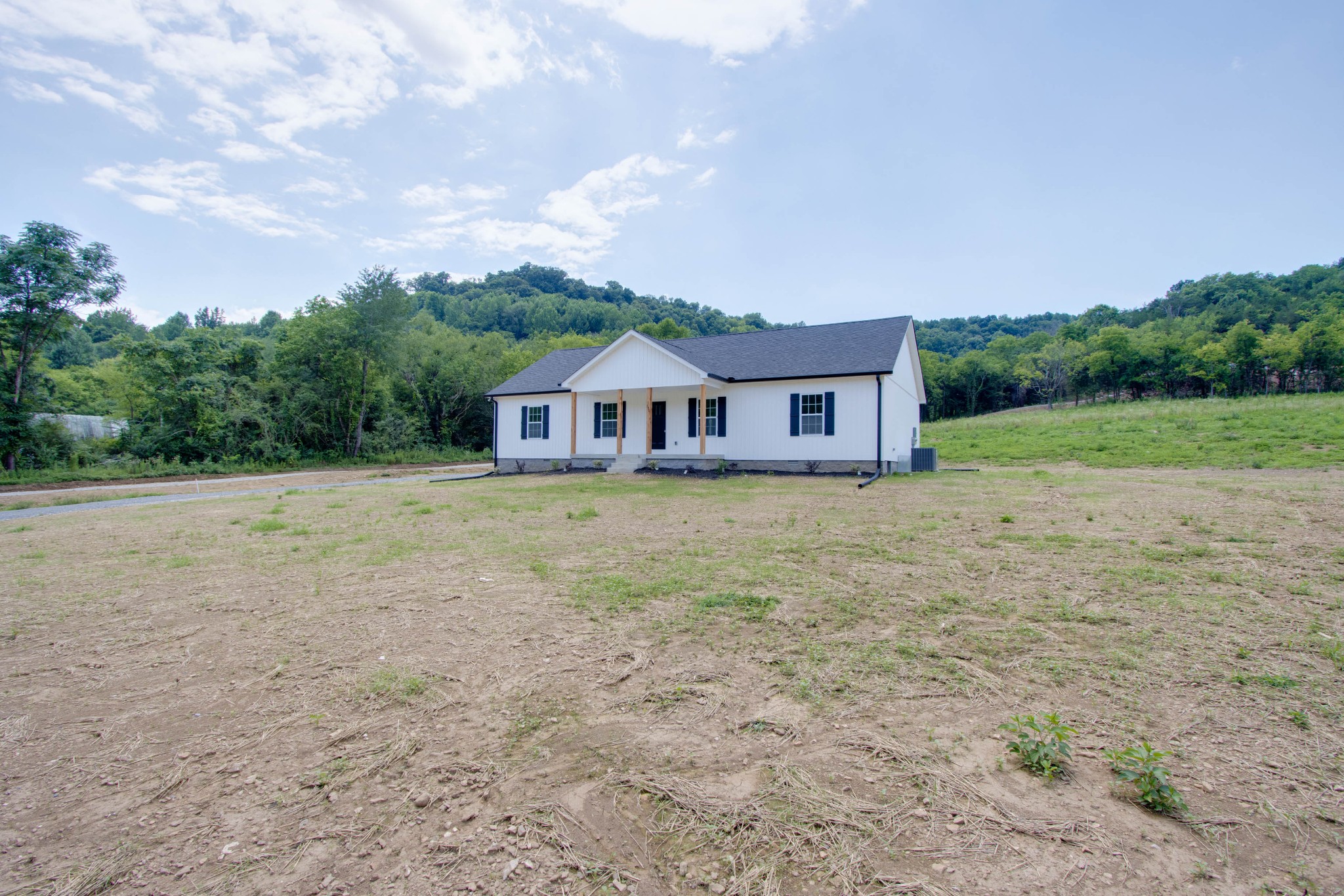 280 Club Springs Road Elmwood, TN 38560 - Photo 8 of 43 Gallery Image 8