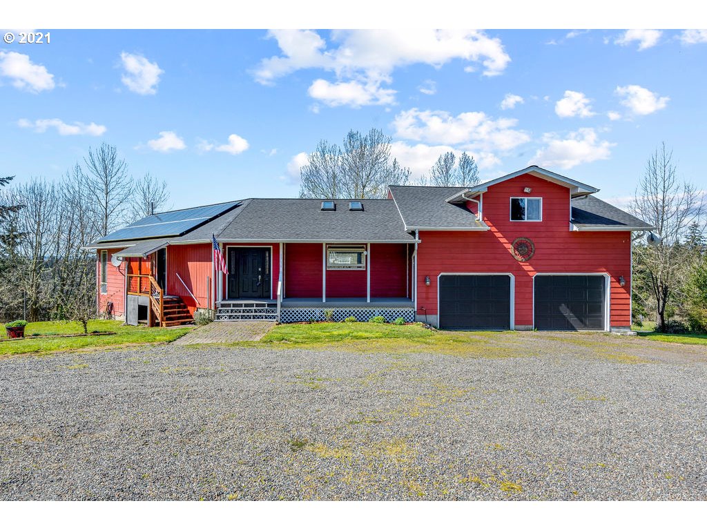 1756 Holcomb Road Kelso, WA 98626 - Photo 1 of 24 Gallery Image 1