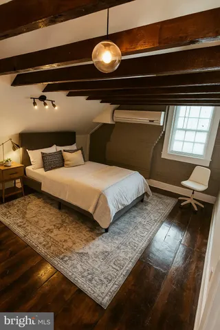 $1,300 | 4 West Cork Street, Unit 5, Winchester, VA 22601