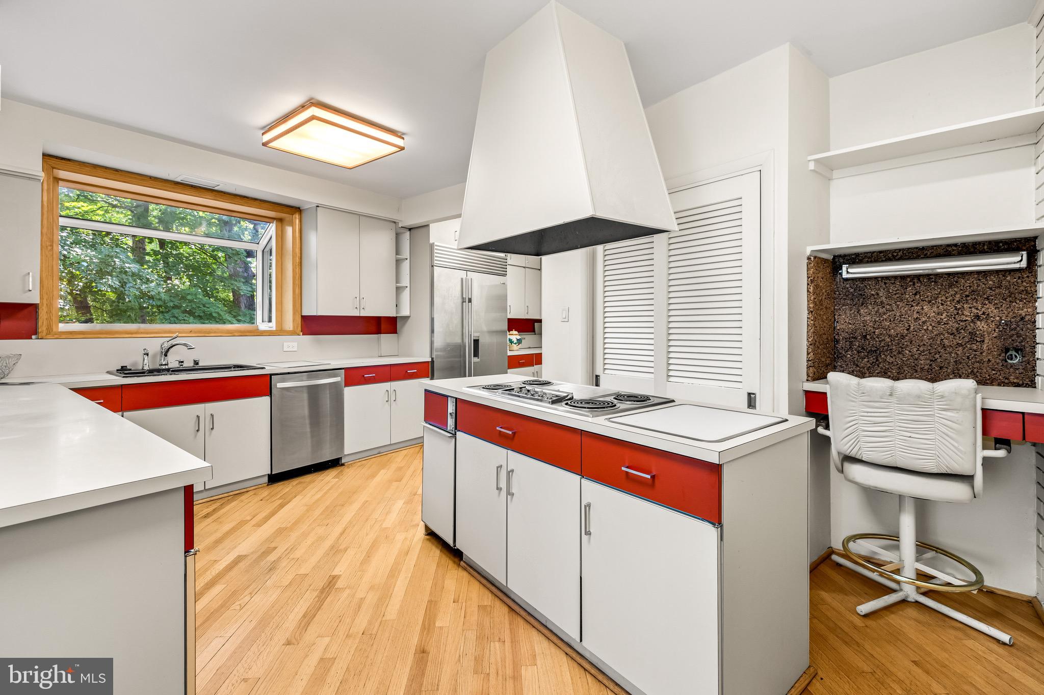 3310 Midfield Road Baltimore, MD 21208 - Photo 15 of 65