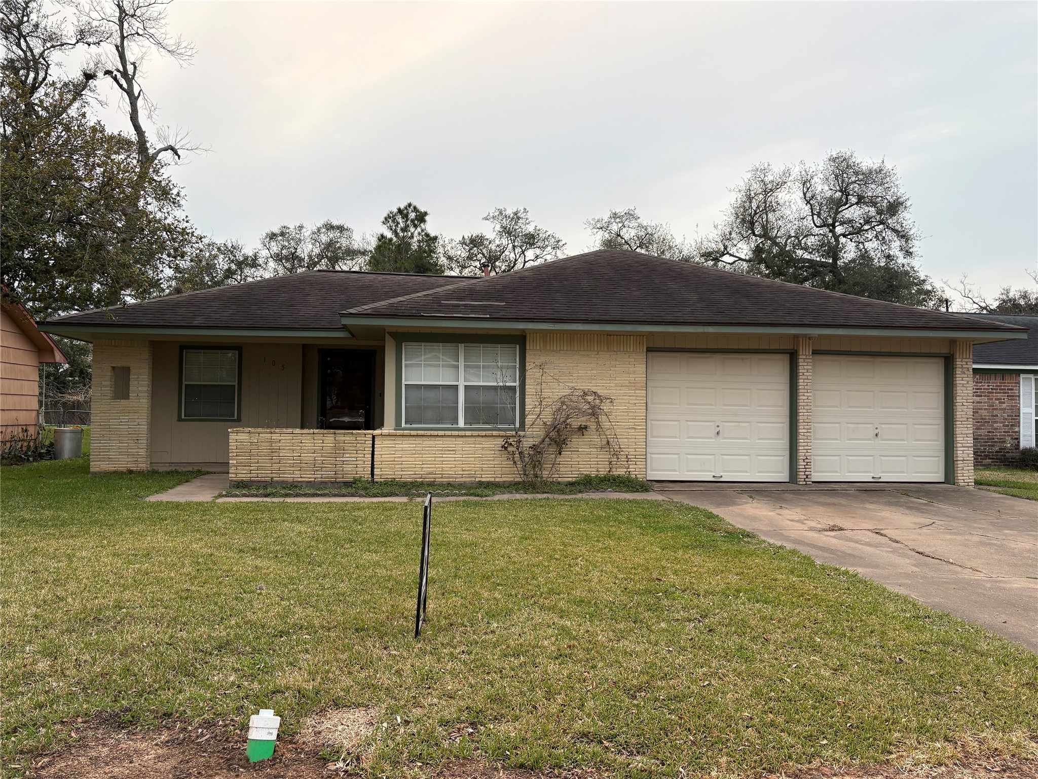 105 Chestnut Street Lake Jackson, TX 77566 - Photo 14 of 14