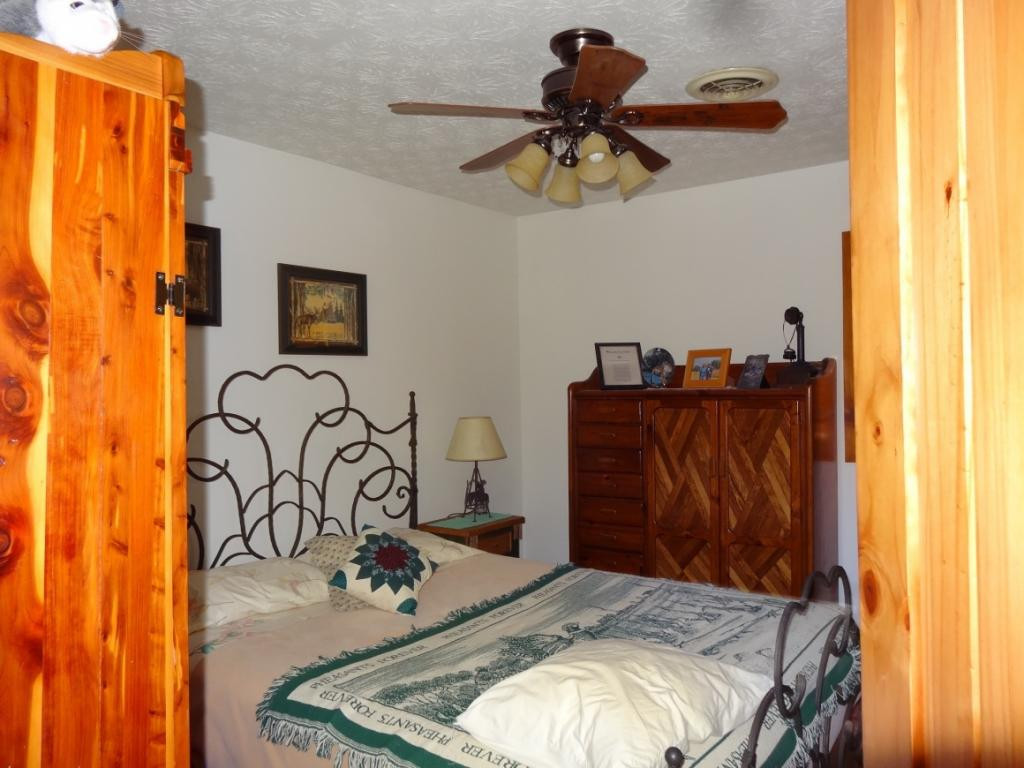 638 Crowder Road Mountain City, TN 37683 - Photo 15 of 30 Photo 15