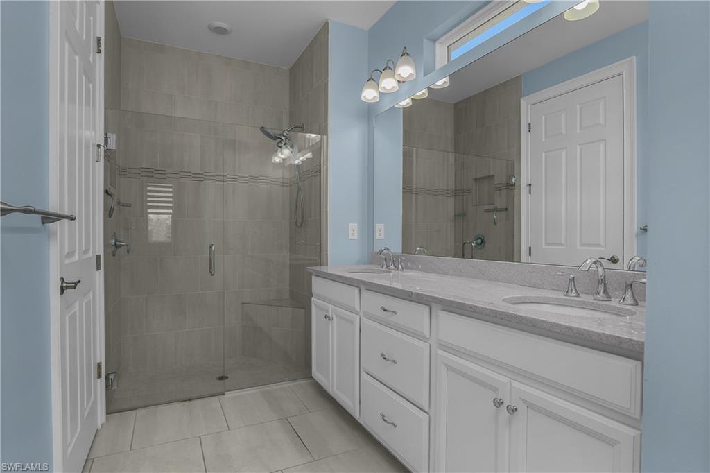28358 Captiva Shell Loop Bonita Springs, FL 34135 - Photo 24 of 49 Main suite bath