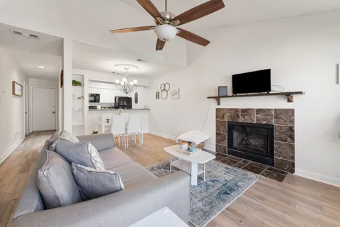 $169,999 | 1501 Stallings Drive, Unit 48, College Station, TX 77840