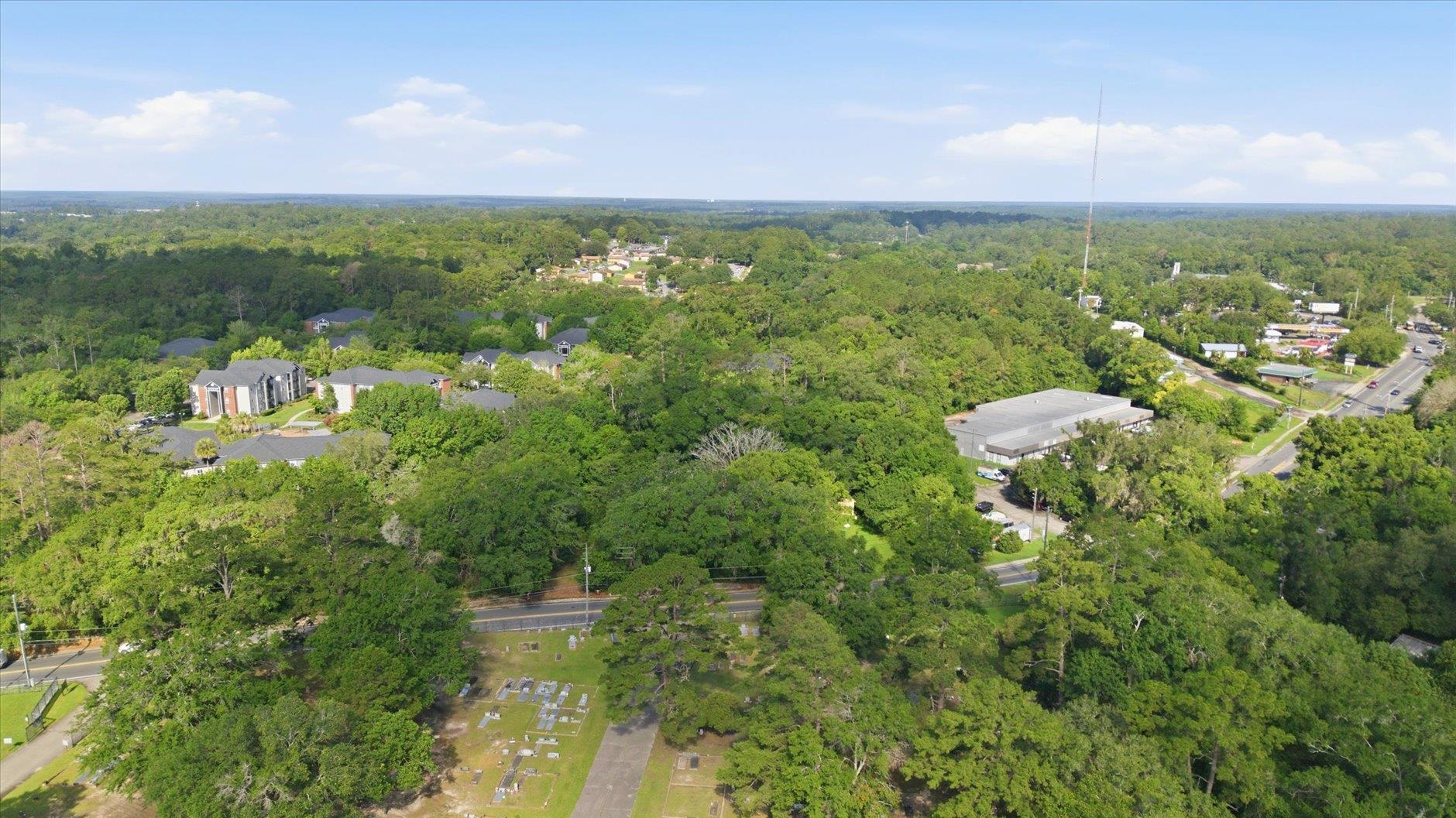 1612 Old Bainbridge Road Tallahassee, FL 32303 - Photo 16 of 43