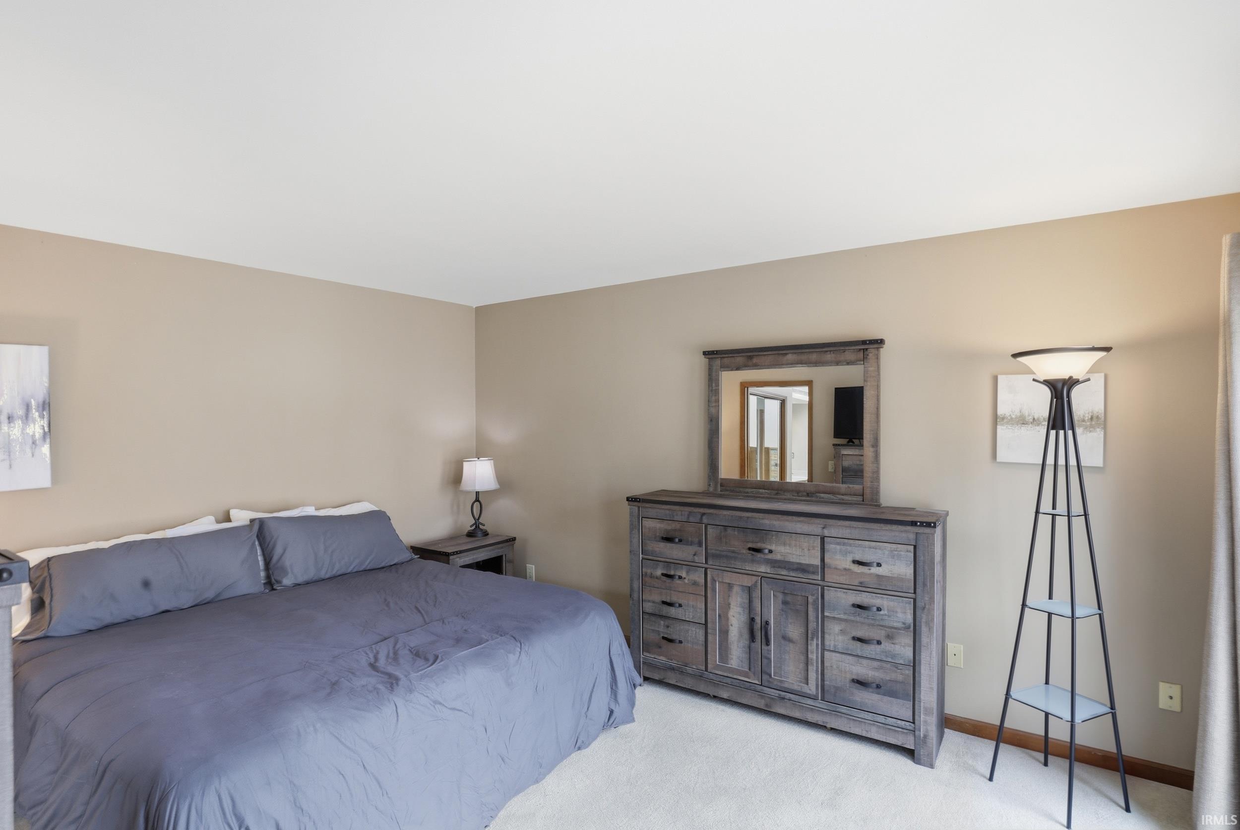 9715 Woodland Ridge East Fort Wayne, IN 46804 - Photo 13 of 34