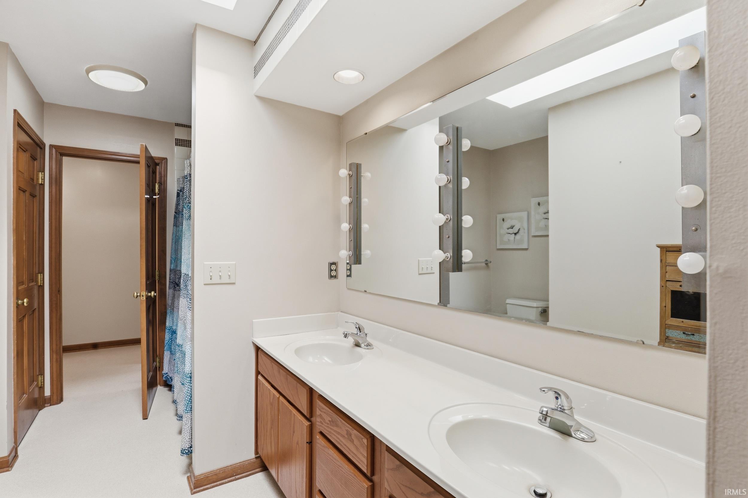 9715 Woodland Ridge East Fort Wayne, IN 46804 - Photo 16 of 34