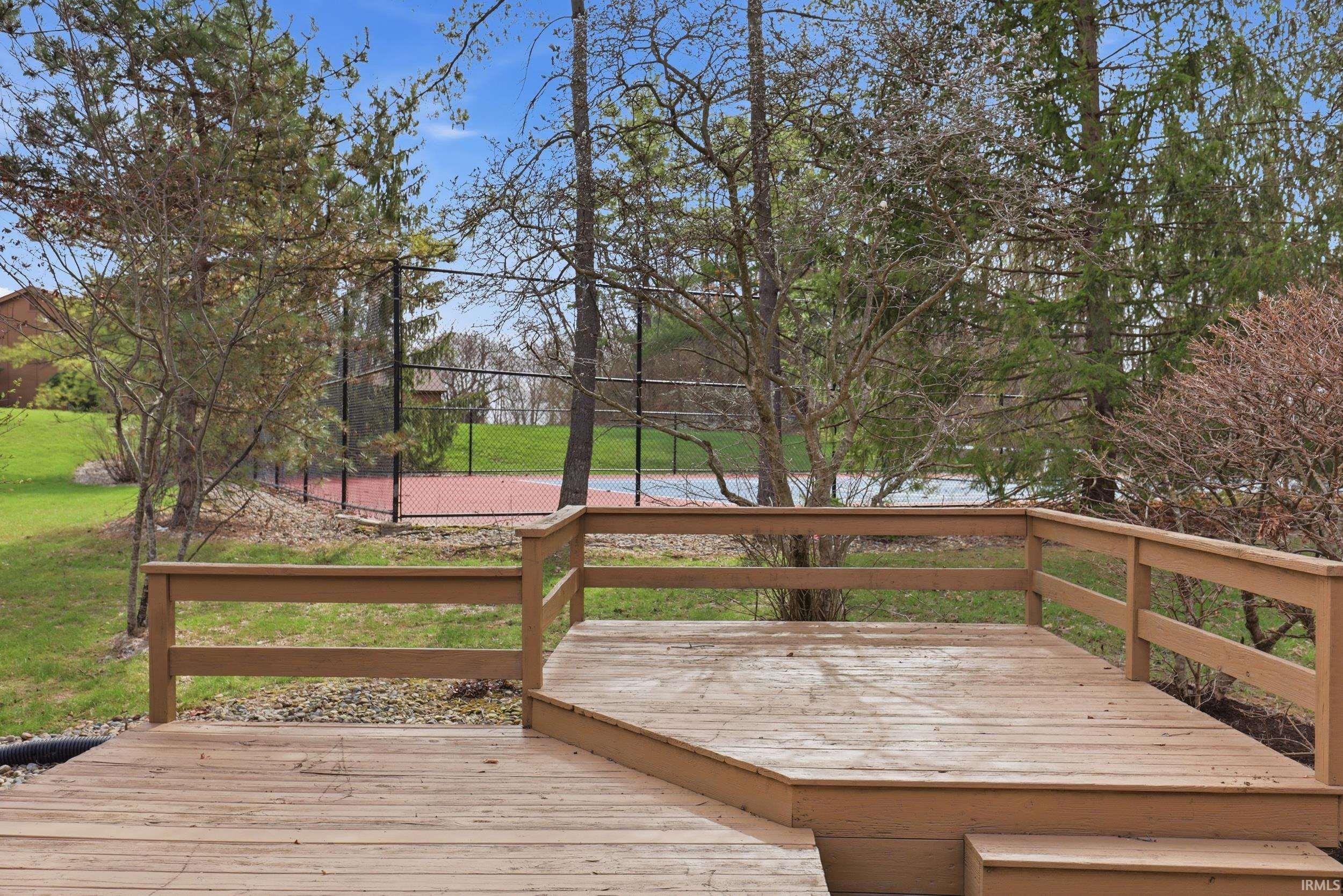 9715 Woodland Ridge East Fort Wayne, IN 46804 - Photo 33 of 34