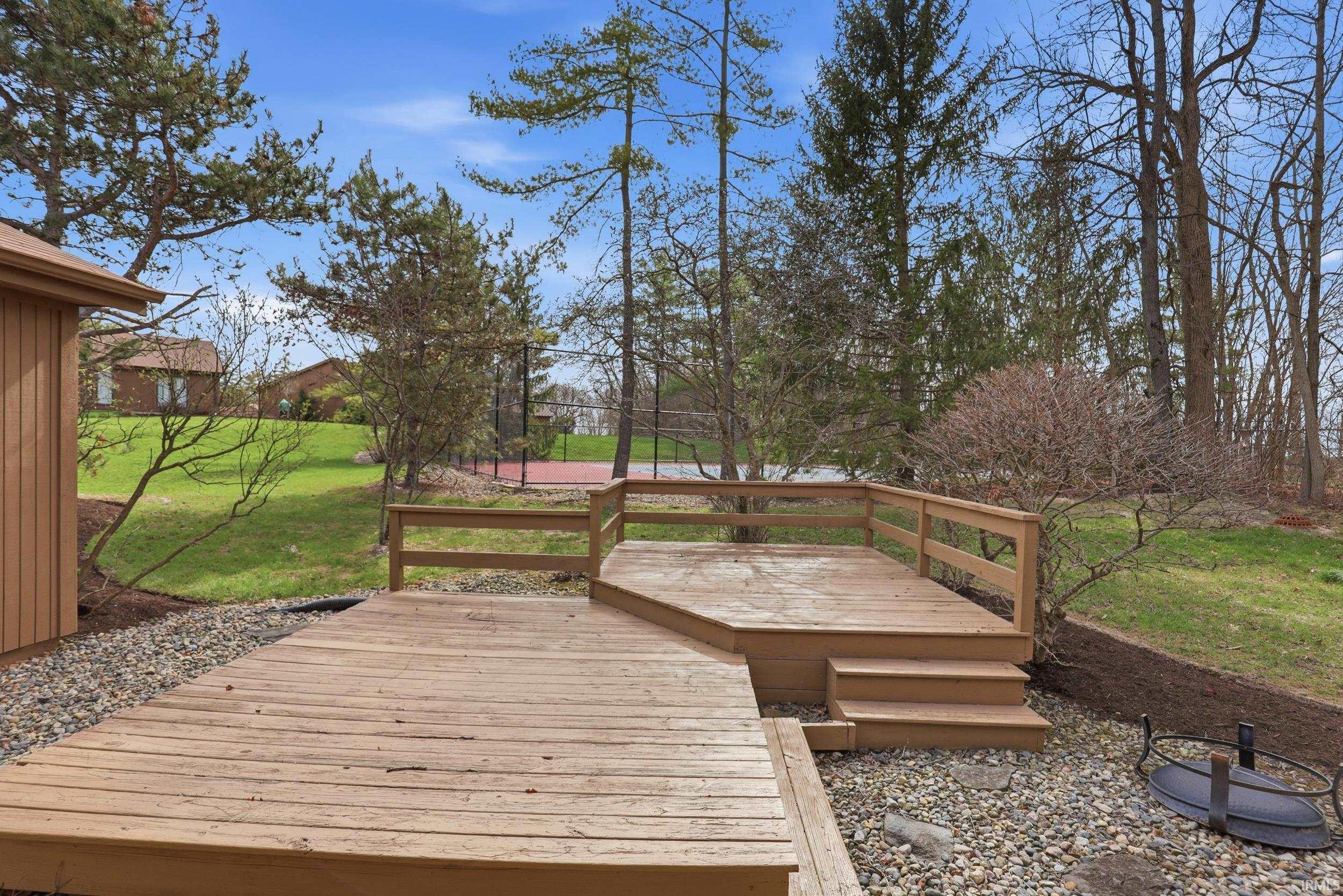 9715 Woodland Ridge East Fort Wayne, IN 46804 - Photo 34 of 34