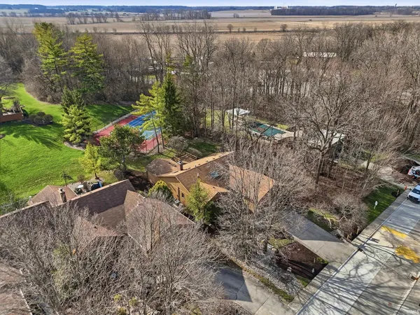 $259,000 | 9715 Woodland Ridge East, Fort Wayne, IN 46804