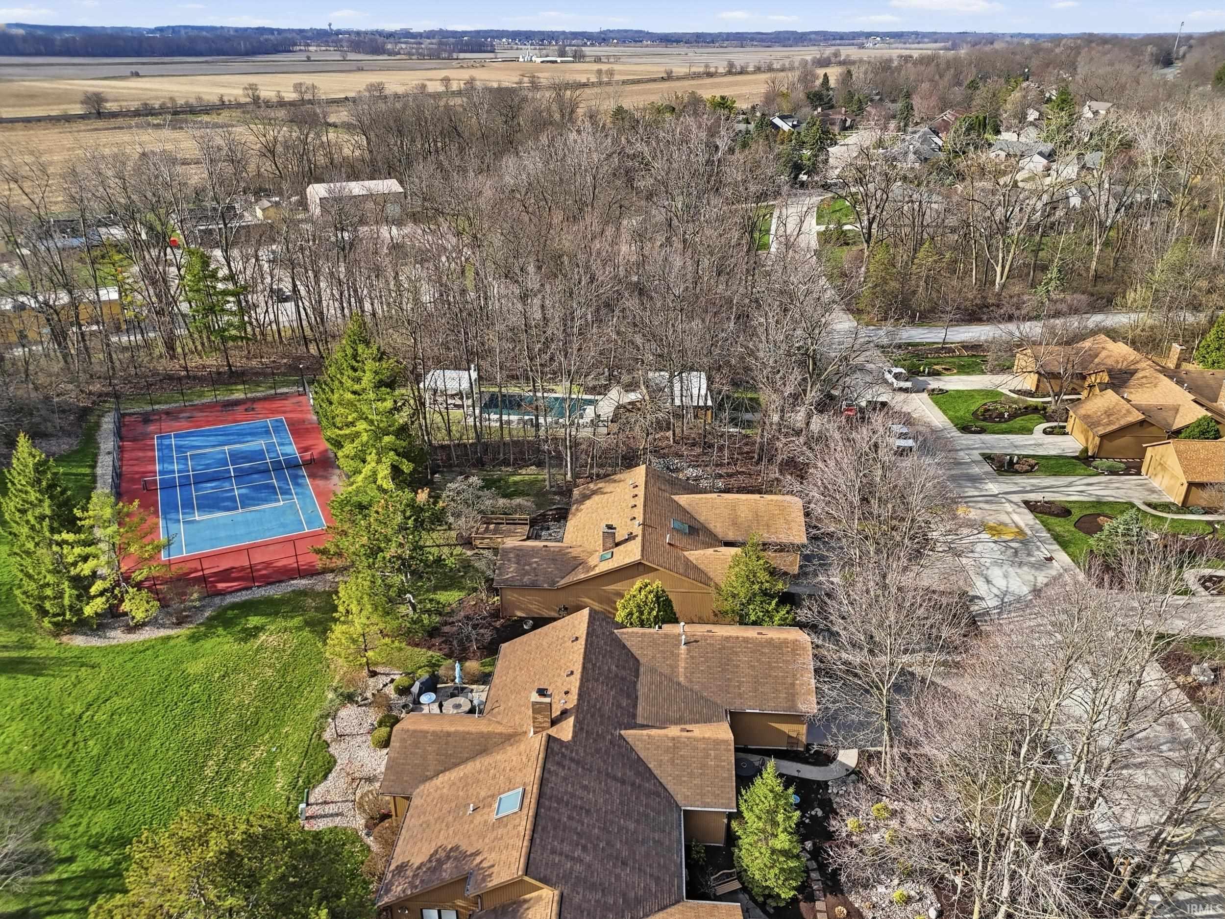 9715 Woodland Ridge East Fort Wayne, IN 46804 - Photo 6 of 34