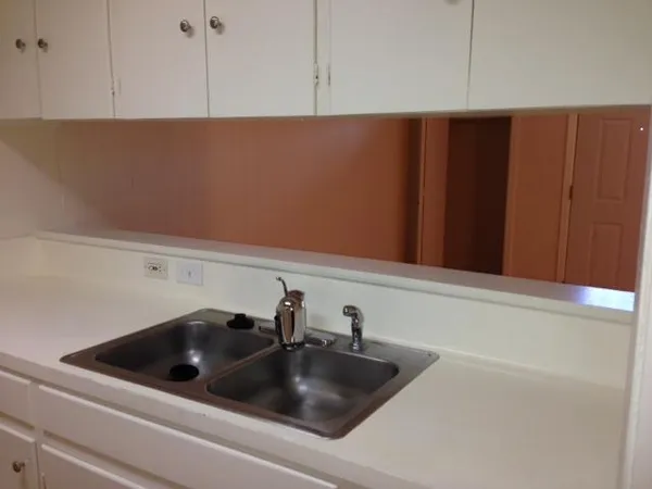 a close view of sink and tap