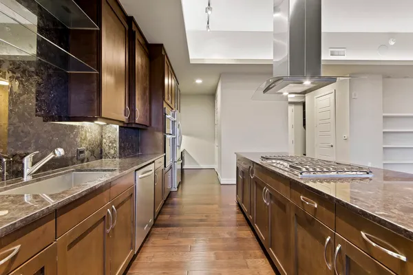 $8,295 | 214 Barton Springs Road, Unit 1909, Austin, TX 78704