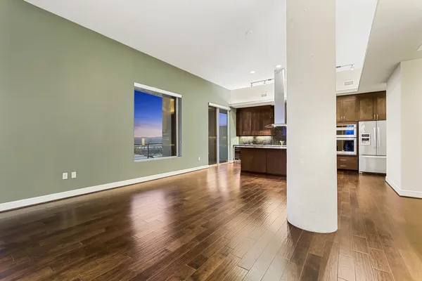 $8,295 | 214 Barton Springs Road, Unit 1909, Austin, TX 78704