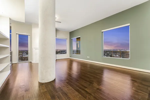 $8,295 | 214 Barton Springs Road, Unit 1909, Austin, TX 78704
