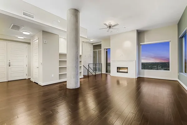 $8,295 | 214 Barton Springs Road, Unit 1909, Austin, TX 78704