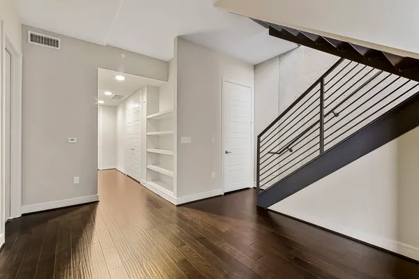 $8,295 | 214 Barton Springs Road, Unit 1909, Austin, TX 78704