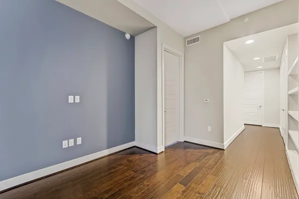 $8,295 | 214 Barton Springs Road, Unit 1909, Austin, TX 78704