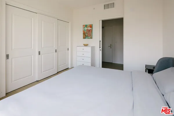 $789,000 | 400 South Broadway, Unit 1001, Los Angeles, CA 90013