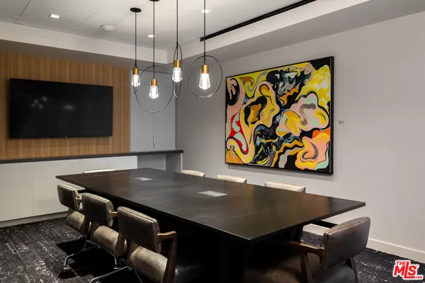 $789,000 | 400 South Broadway, Unit 1001, Los Angeles, CA 90013