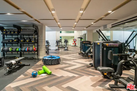 $789,000 | 400 South Broadway, Unit 1001, Los Angeles, CA 90013