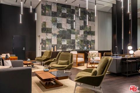 $789,000 | 400 South Broadway, Unit 1001, Los Angeles, CA 90013