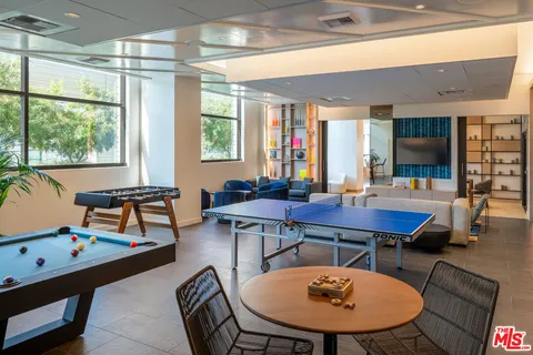 $789,000 | 400 South Broadway, Unit 1001, Los Angeles, CA 90013