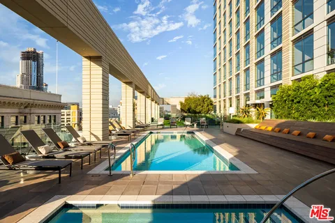 $789,000 | 400 South Broadway, Unit 1001, Los Angeles, CA 90013