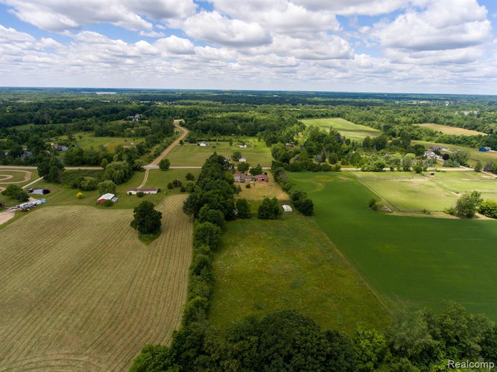 3834 Klam Road Columbiaville, MI 48421 - Photo 40 of 43