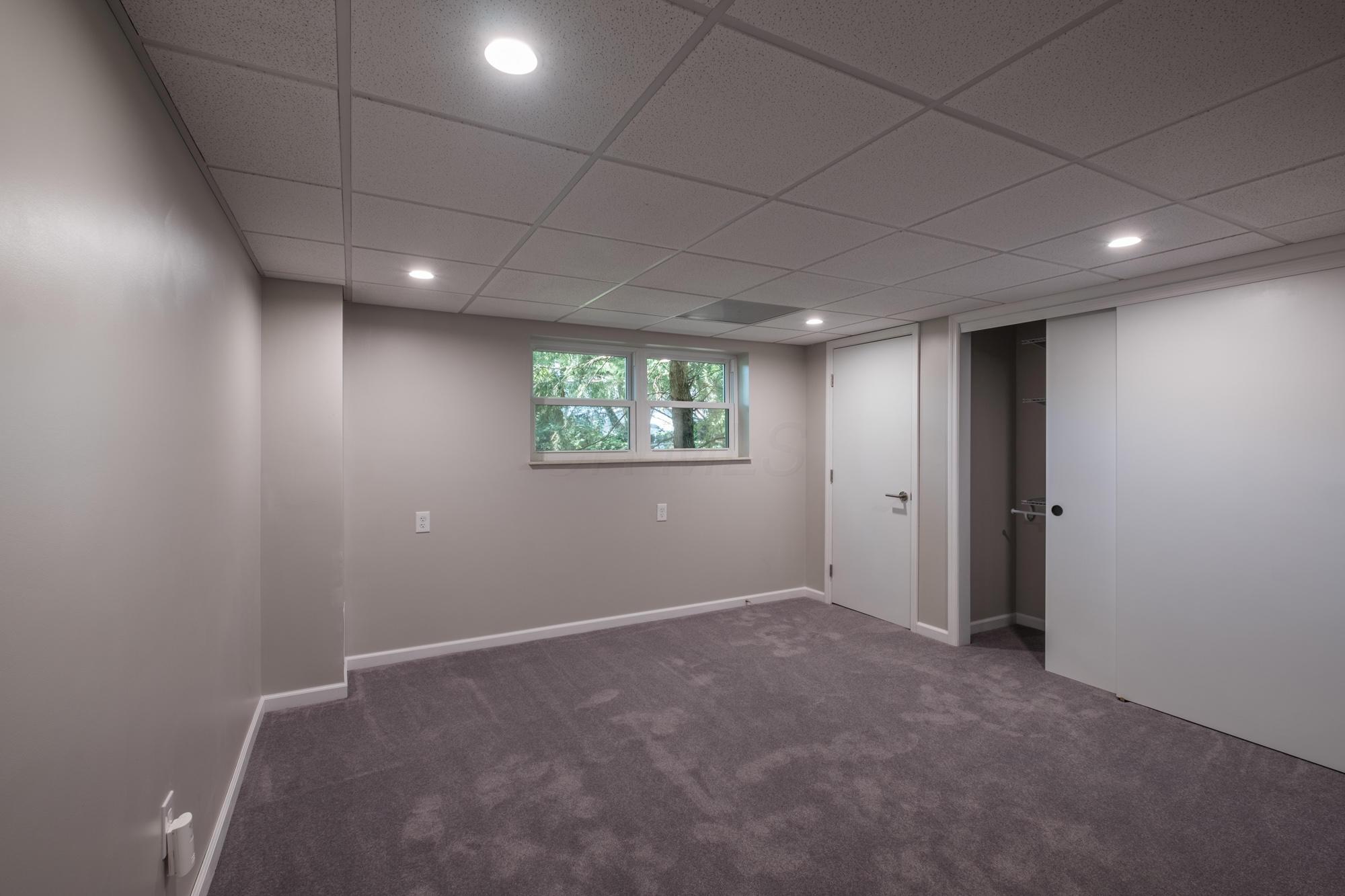 6985 Rieber Street Columbus, OH 43085 - Photo 20 of 41