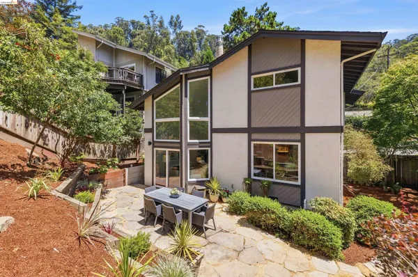 $998,000 | 6763 Pinehaven Road, Oakland, CA 94611