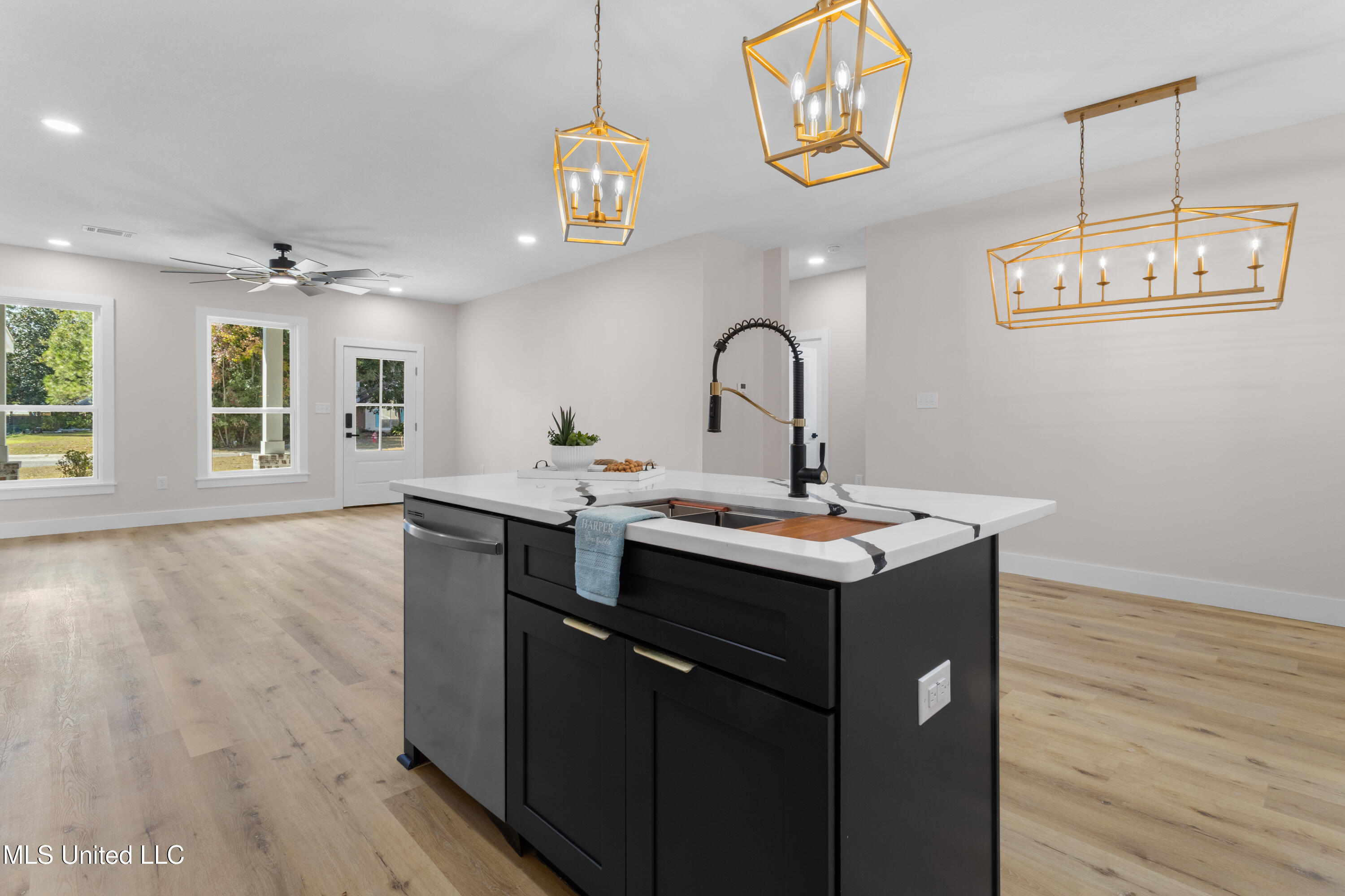 1796 Granhurst Street Gautier, MS 39553 - Photo 17 of 40 0017