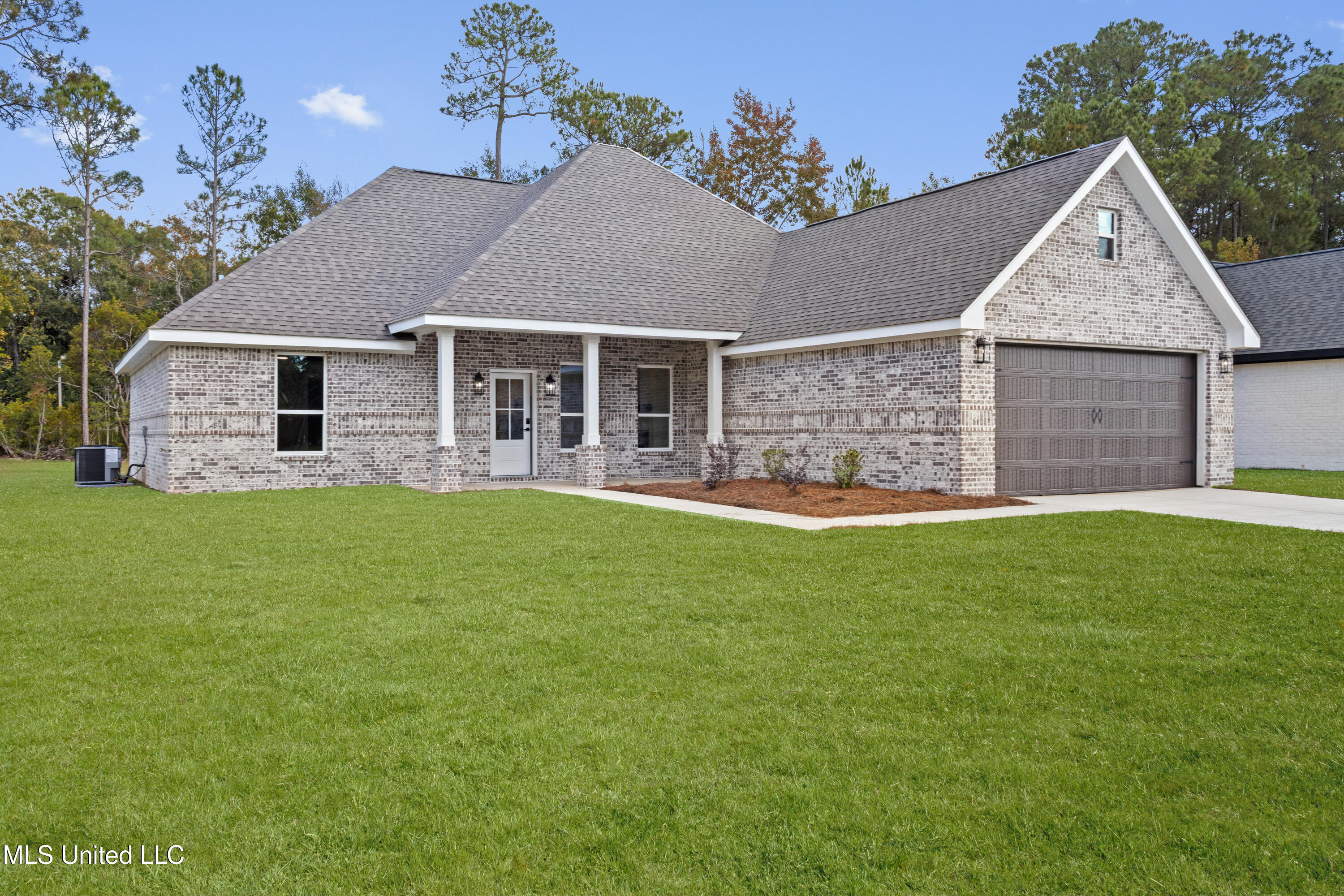 1796 Granhurst Street Gautier, MS 39553 - Photo 2 of 40 0002