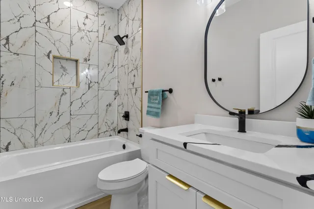 $299,900 | 1796 Granhurst Street, Gautier, MS 39553